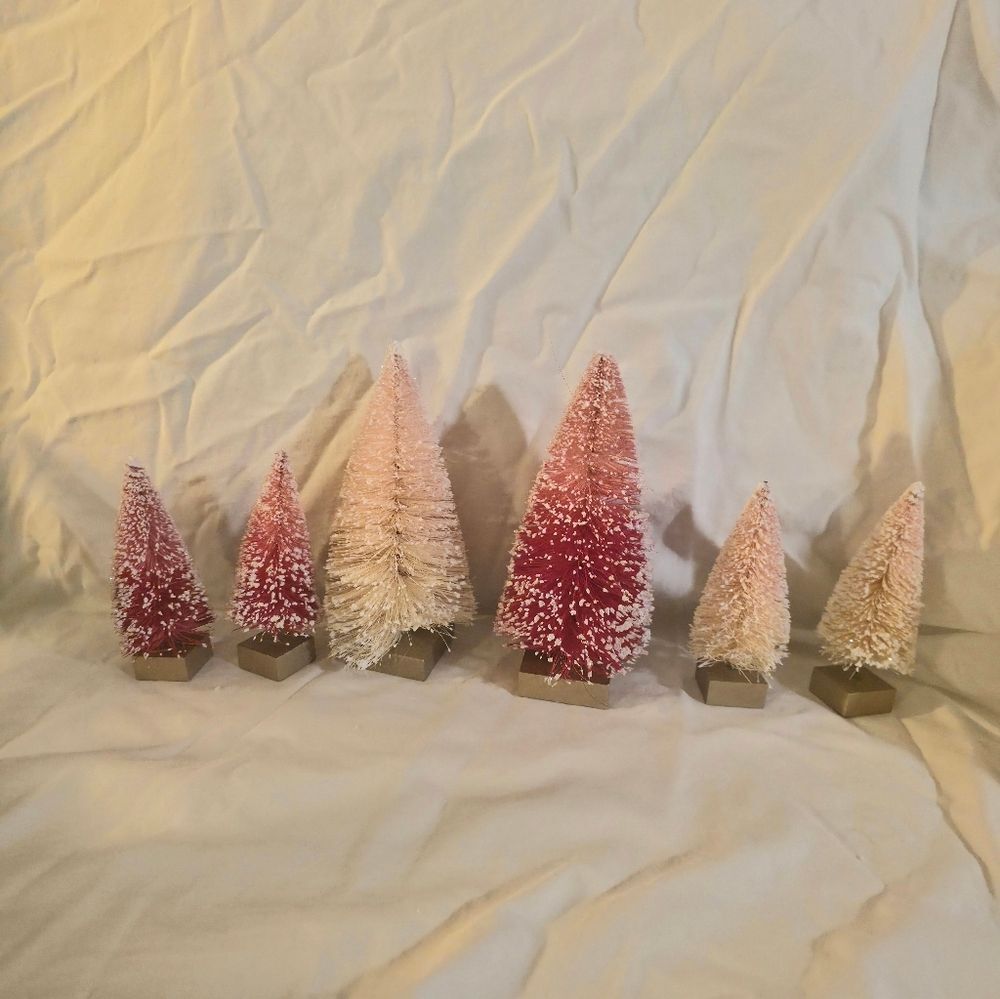 Bullseye Playground Mini Bristle Trees